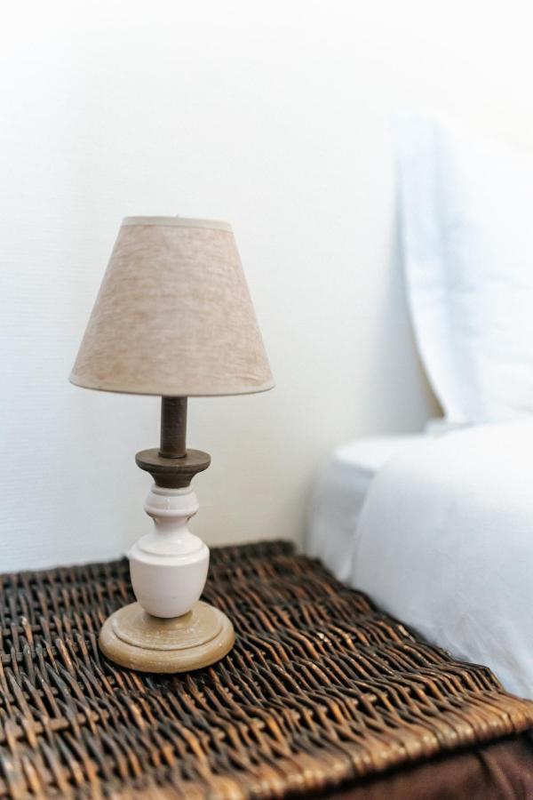 Gasthof Double Bed Av Da Republic Lissabon